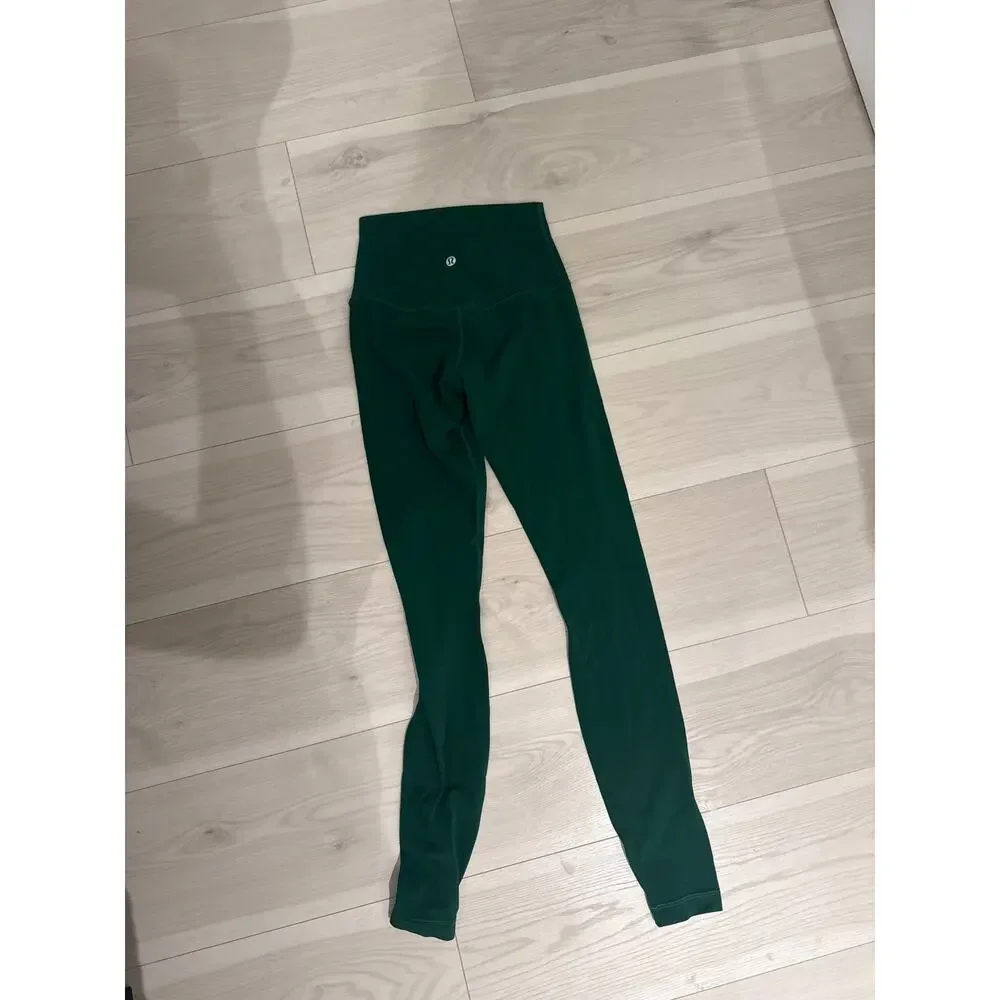Lululemon wunder under Everglades green size 2 - Picture 2 of 3